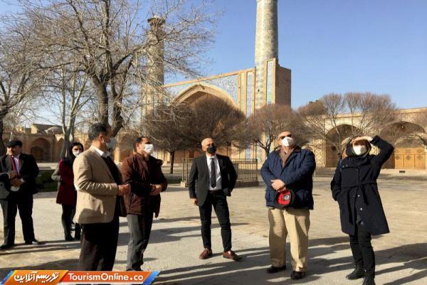 بازدید سفیر فنلاند از آثار تاریخى قزوین بازدید سفیر فنلاند از آثار تاریخى قزوین